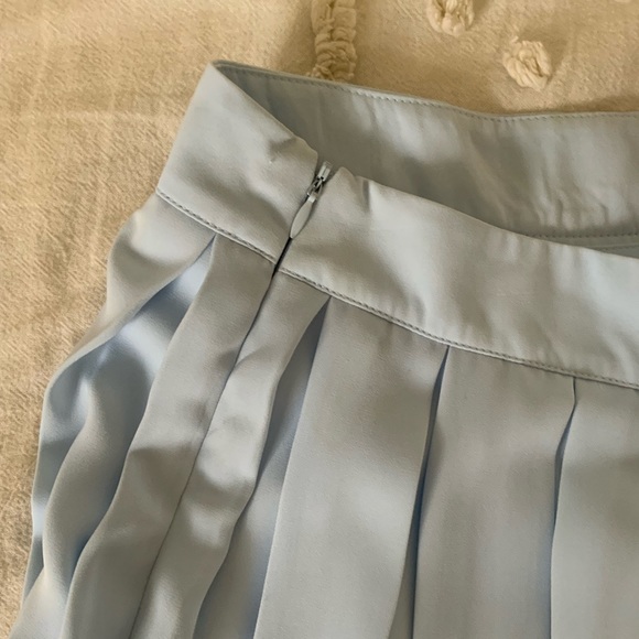 Forever 21 Blue Pleated Skirt - Picture 4 of 4